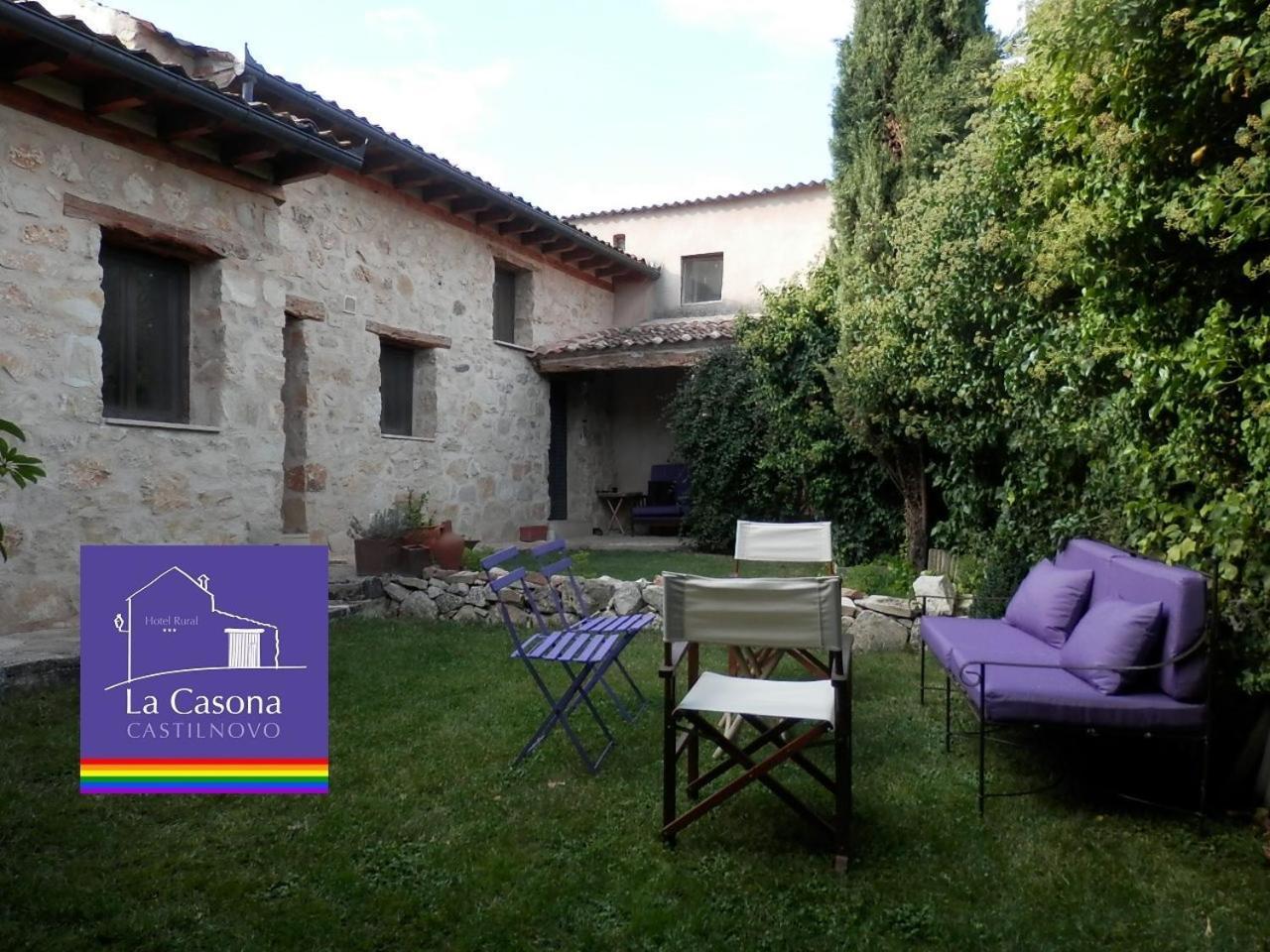La Casona De Castilnovo - Gay Men Only Guest House Valdesaz Luaran gambar